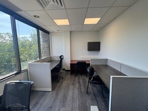 653 Skippack Pike, Blue Bell, PA for lease Building Photo- Image 2 of 6