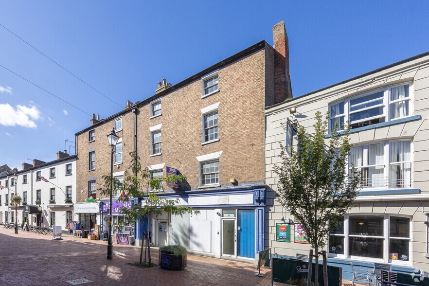 26-27 Sheep St, Rugby à vendre - Photo principale - Image 2 de 3