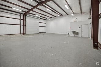 844 Whitlock Ave, Jacksonville, FL for lease Interior Photo- Image 2 of 5