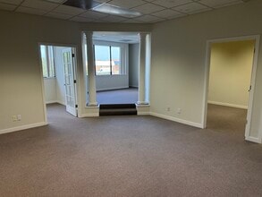 5 Harris Ct, Monterey, CA for lease Interior Photo- Image 1 of 6