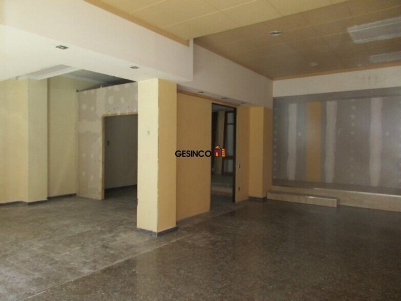 Retail in Xàtiva for lease - Interior Photo - Image 3 of 6