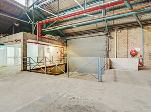 244 Young St, Waterloo à louer Photo intérieure- Image 2 de 2