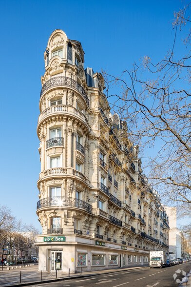 43 Avenue De Saint-Mandé, Paris à louer - Photo du bâtiment - Image 2 de 19