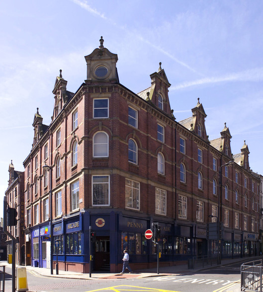 Harper St, Leeds for lease - Primary Photo - Image 1 of 7