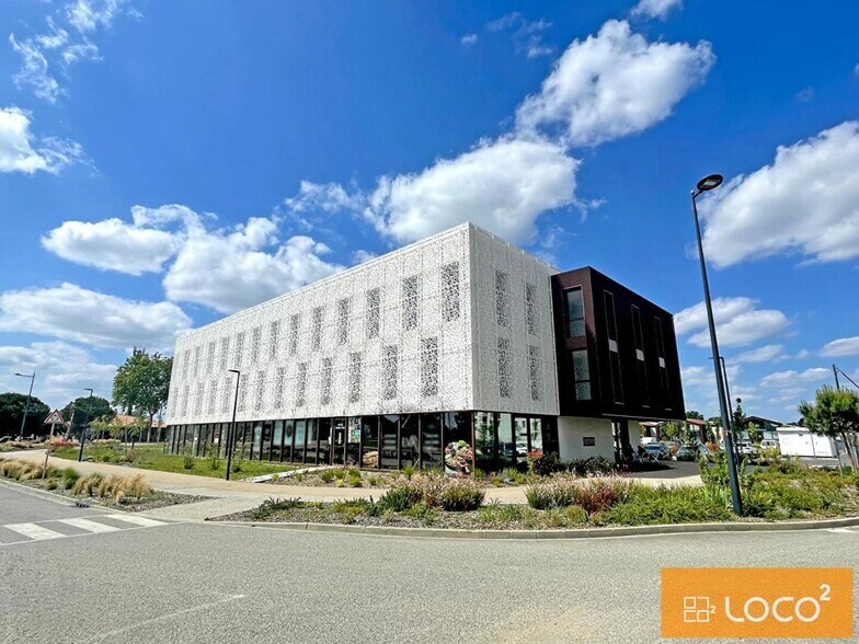 226 Avenue Des Pyrénées, Muret for lease - Building Photo - Image 3 of 23