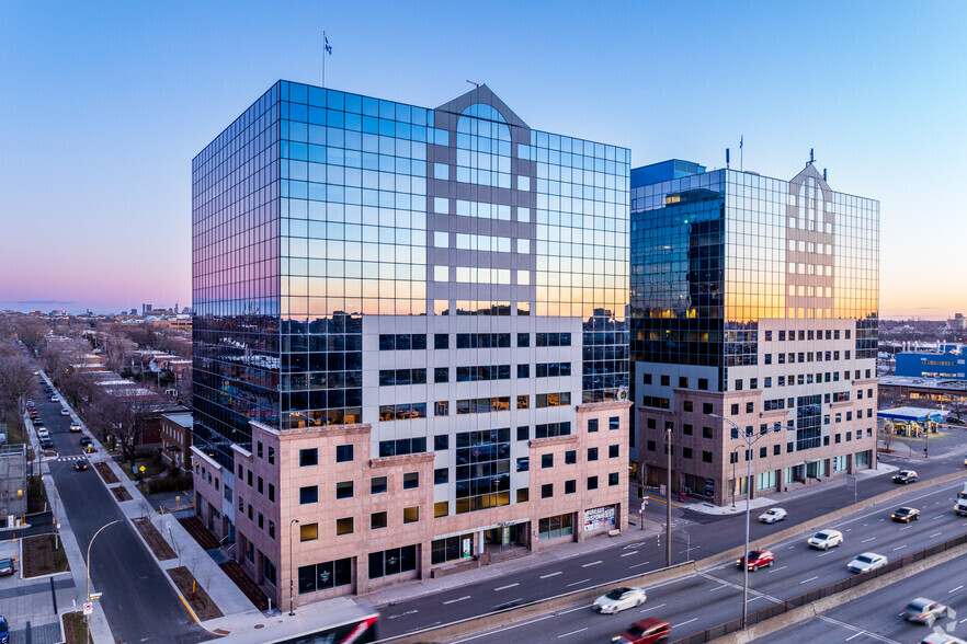 110 Boul Crémazie O, Montréal, QC à louer - Photo du b timent - Image 1 de 10