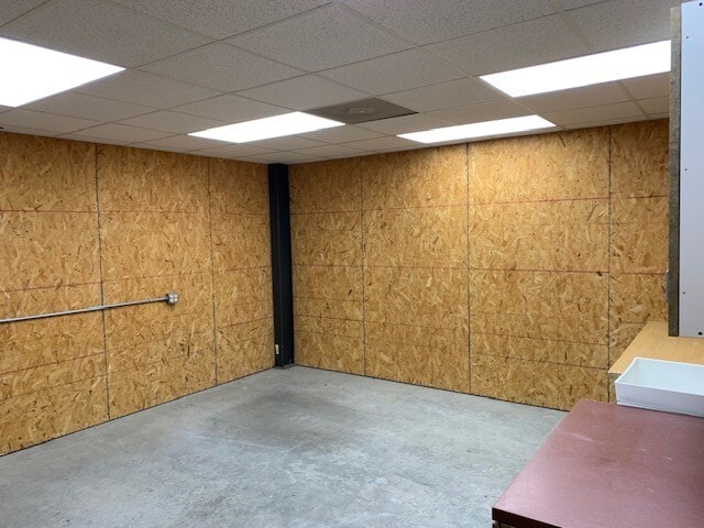 418 Tiny Town Rd, Clarksville, TN for lease - Interior Photo - Image 2 of 10