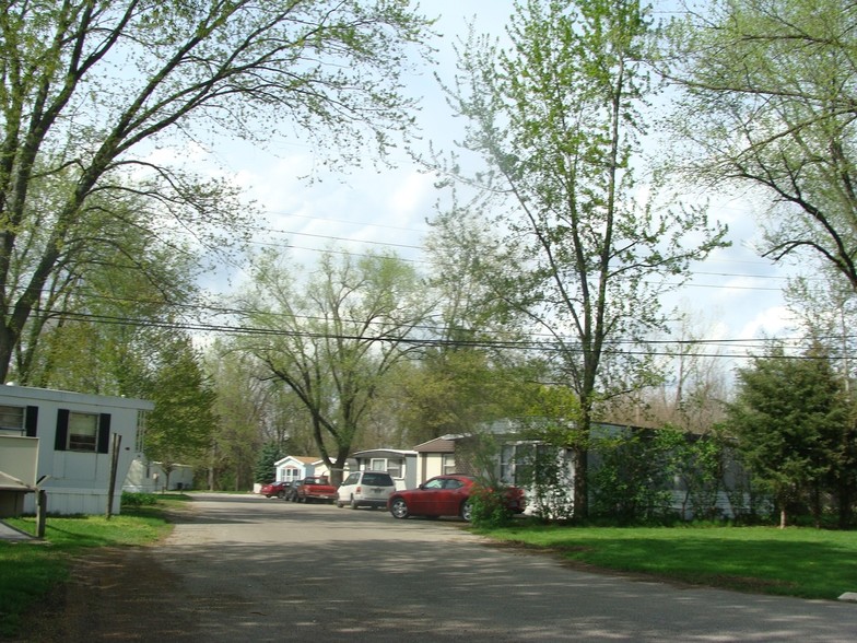 1100 Park Rd, Rochester, IN à vendre - Photo principale - Image 1 de 1