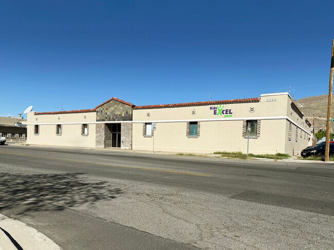 More details for 2235 Wyoming Ave, El Paso, TX - Office for Sale