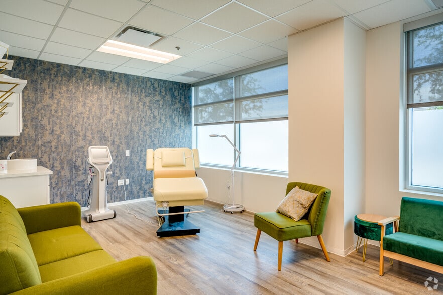 3377 S Price Rd, Chandler, AZ à louer - Photo intérieure - Image 2 de 22