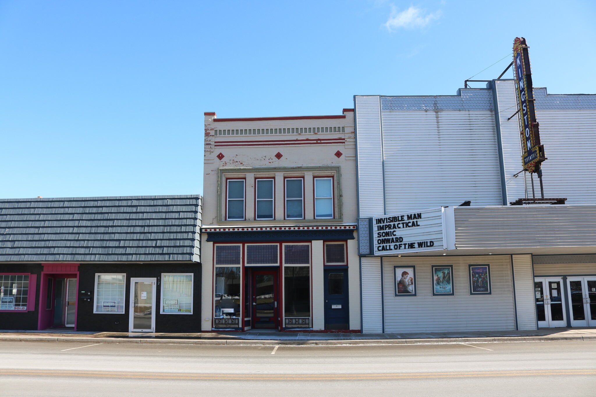 410 N Main St, Cheboygan, MI à vendre Photo du bâtiment- Image 1 de 1