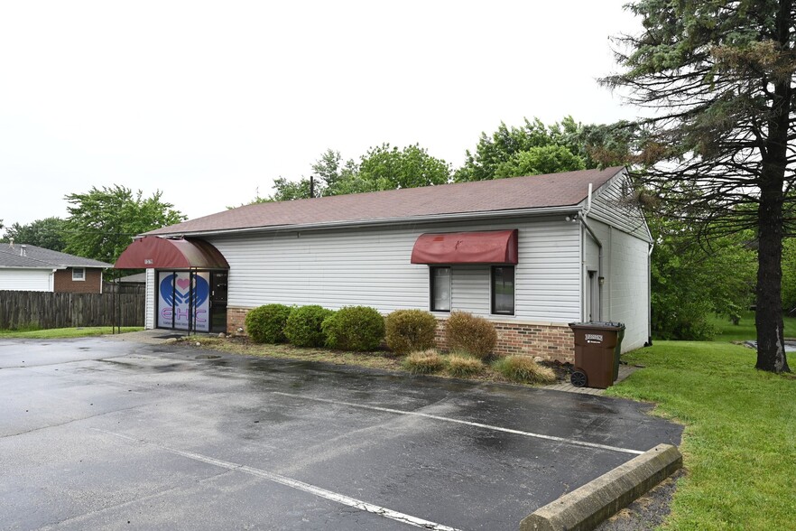 1379 Woodman Dr, Dayton, OH for sale - Building Photo - Image 2 of 4