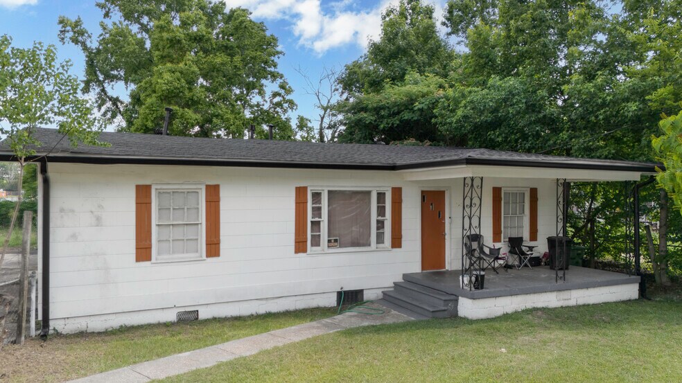 3300 Lower Wetumpka Rd, Montgomery, AL à vendre - Photo du bâtiment - Image 3 de 9