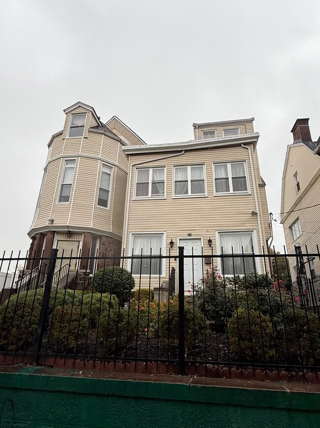 Plus de détails pour 212-214 Clifton Ave, Newark, NJ - Soins de santé à vendre