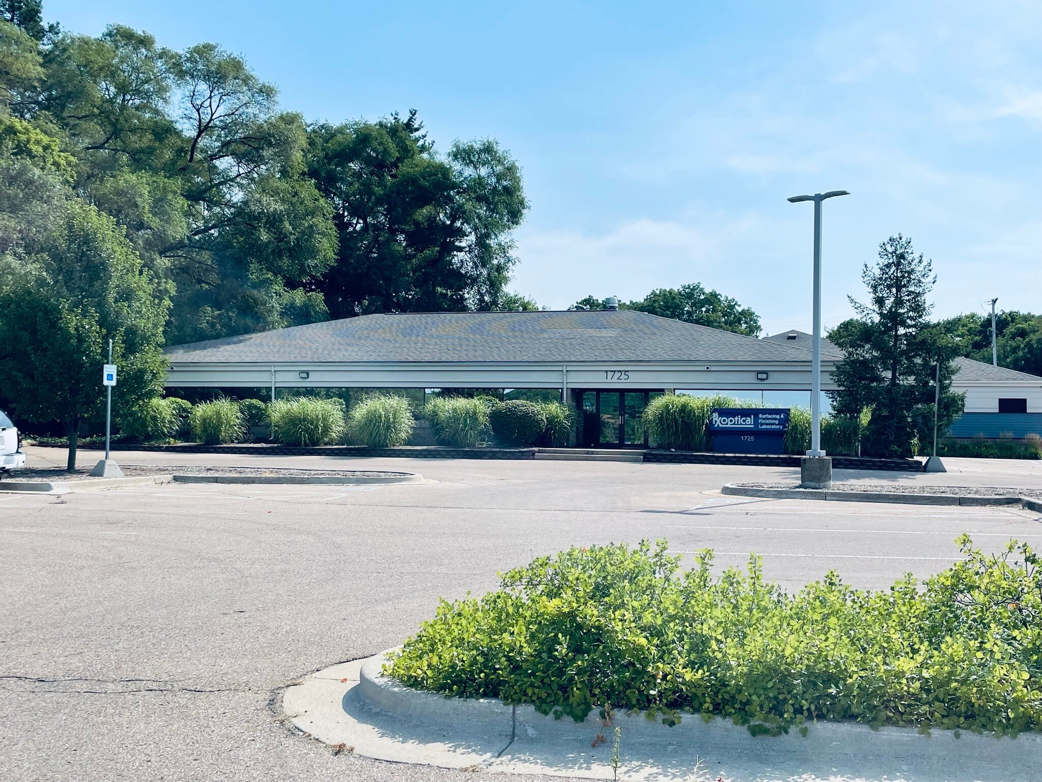 1725 S Park St, Kalamazoo, MI à vendre Photo principale- Image 1 de 13