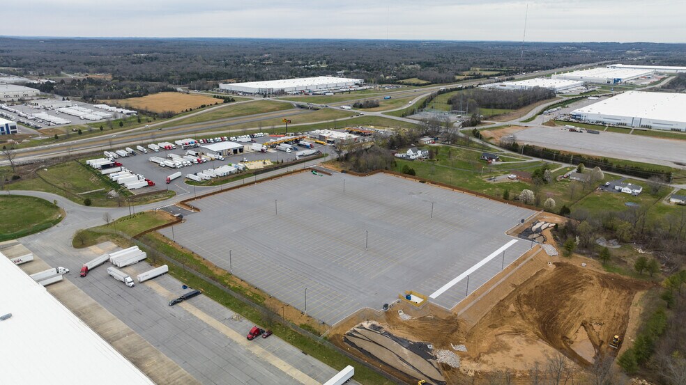 3436 Couchville Industrial Blvd, Mount Juliet, TN à louer - Photo du bâtiment - Image 1 de 4