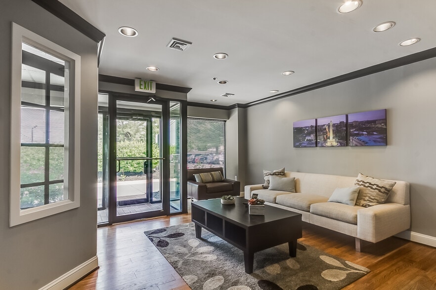 1615 York Rd, Lutherville, MD for lease - Interior Photo - Image 3 of 5