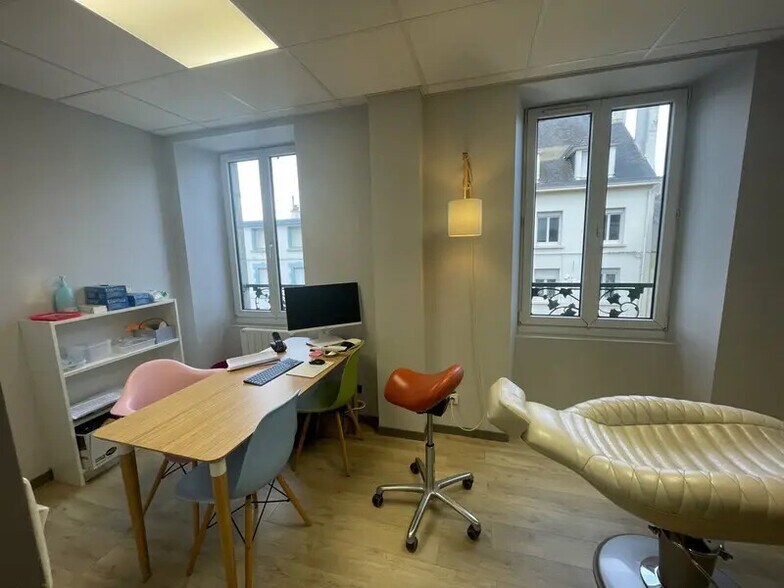 Office in Lorient for sale - Interior Photo - Image 3 of 10