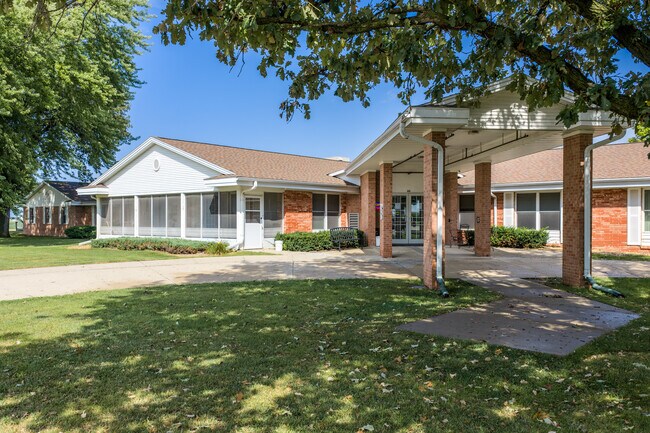 Plus de détails pour 410 Spruce St, Albert City, IA - Spécialité à vendre