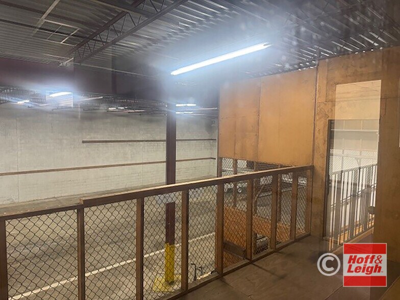 1750 Newberry St, Cuyahoga Falls, OH à vendre - Photo du bâtiment - Image 2 de 17