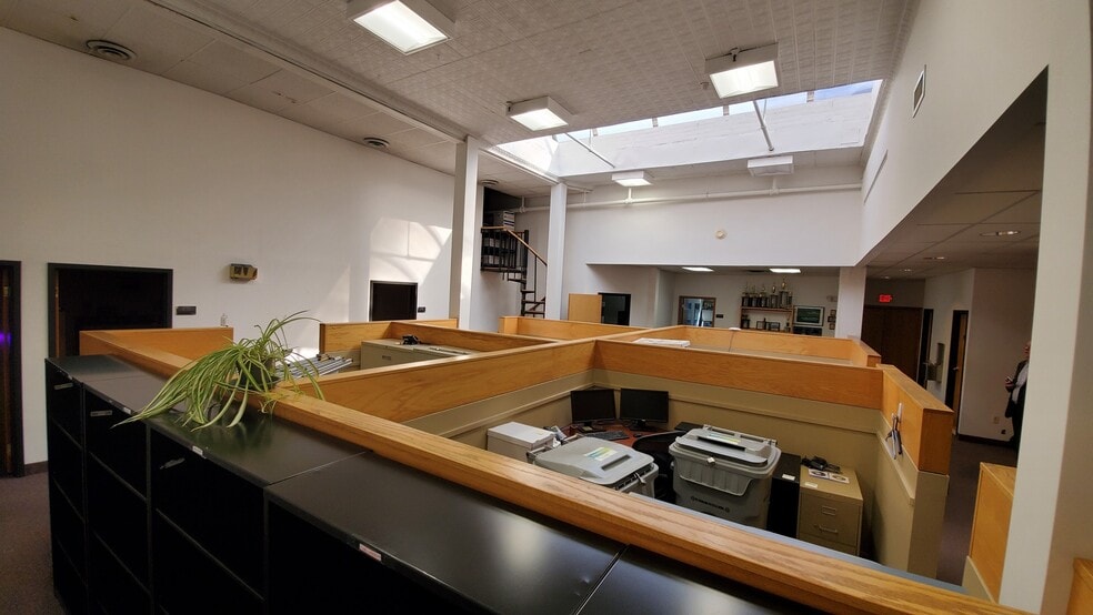 186-188 N Water St, Rochester, NY for lease - Interior Photo - Image 3 of 6