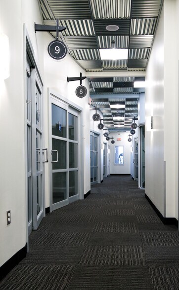 6501 Grape Rd, Mishawaka, IN à louer - Photo intérieure - Image 3 de 9