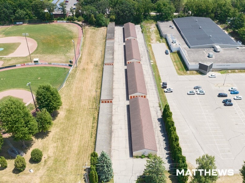 721 Forward Dr, Madison, WI for sale - Building Photo - Image 2 of 4