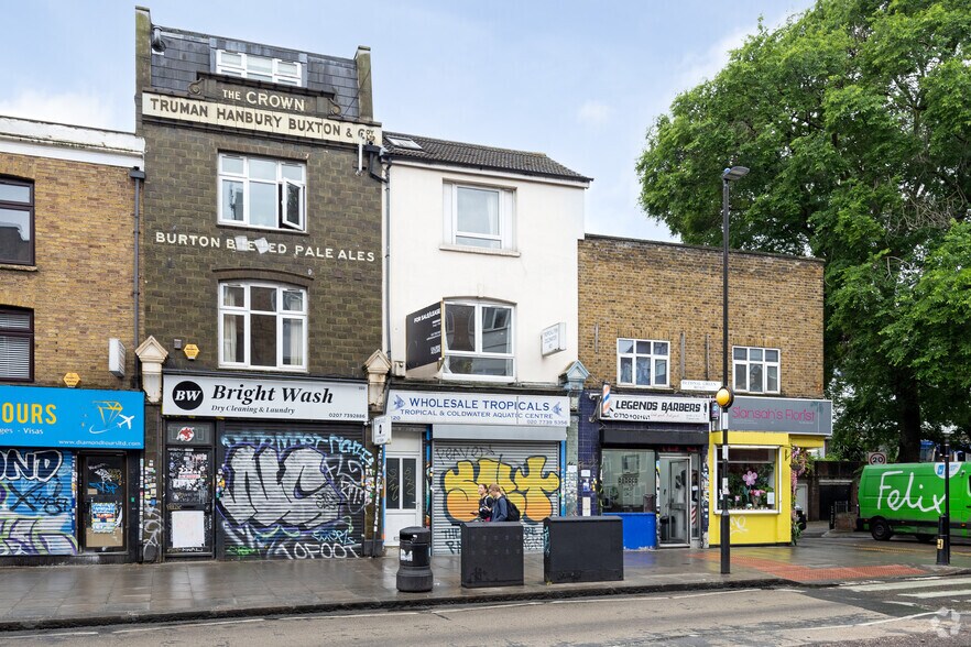 220 Bethnal Green Rd, Londres à vendre - Photo du bâtiment - Image 2 de 5