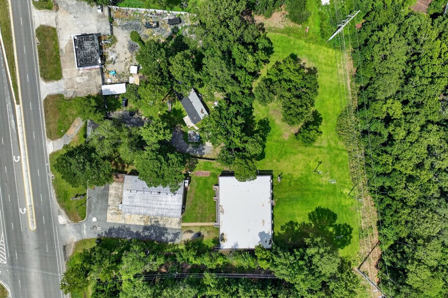 5647 Ogeechee Rd, Savannah, GA à vendre - Photo du bâtiment - Image 2 de 42