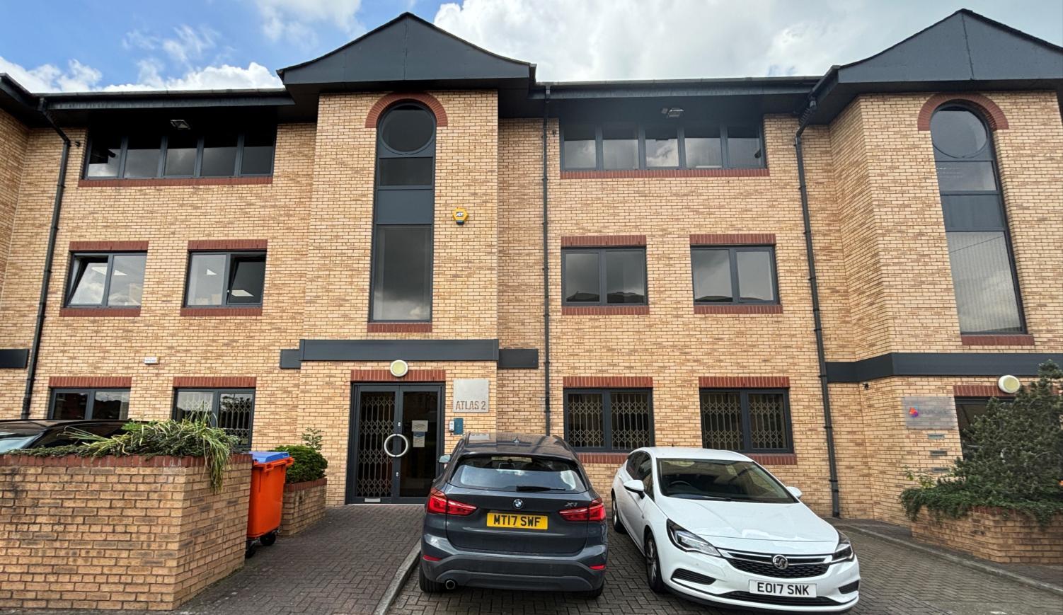 St Georges Sq, Bolton for lease Building Photo- Image 1 of 2