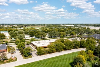 3150 W Salt Creek Ln, Arlington Heights, IL - AERIAL  map view - Image1
