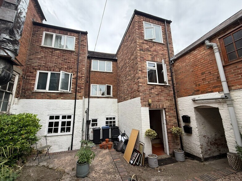 10-12 Main St, Nuneaton à vendre - Photo du bâtiment - Image 2 de 11