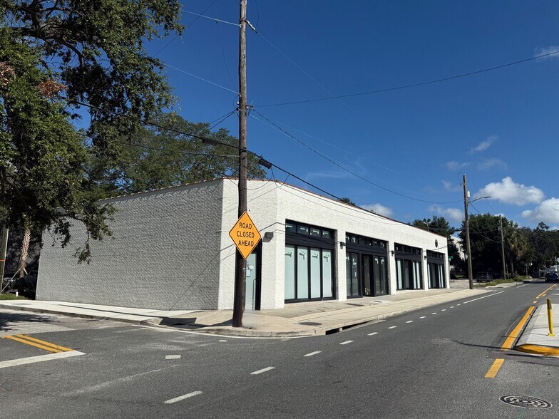 1502 N Nebraska Ave, Tampa, FL à louer - Photo du bâtiment - Image 2 de 10