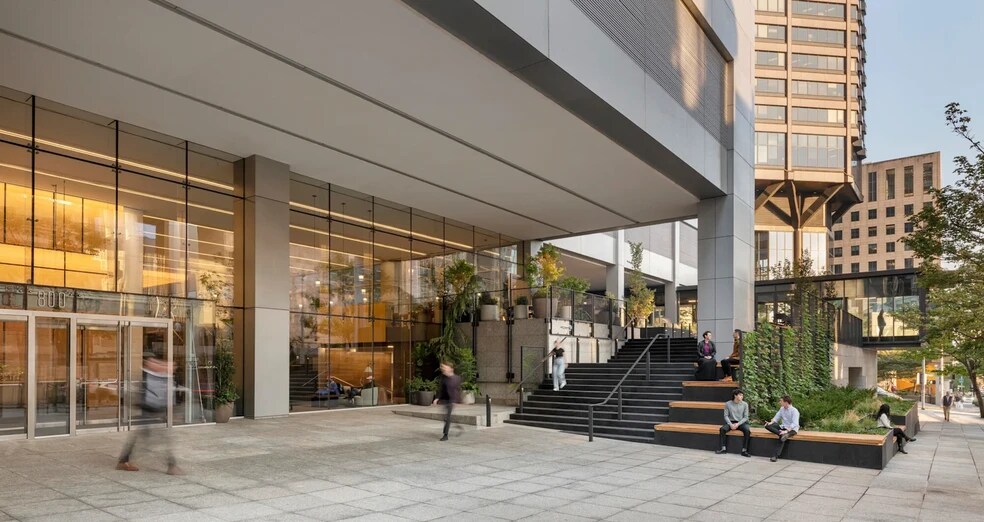 800 5th Ave, Seattle, WA for lease - Building Photo - Image 2 of 9