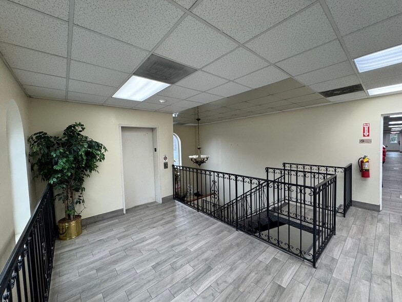 3079 SW Campbellton Rd, Atlanta, GA for sale - Interior Photo - Image 3 of 20