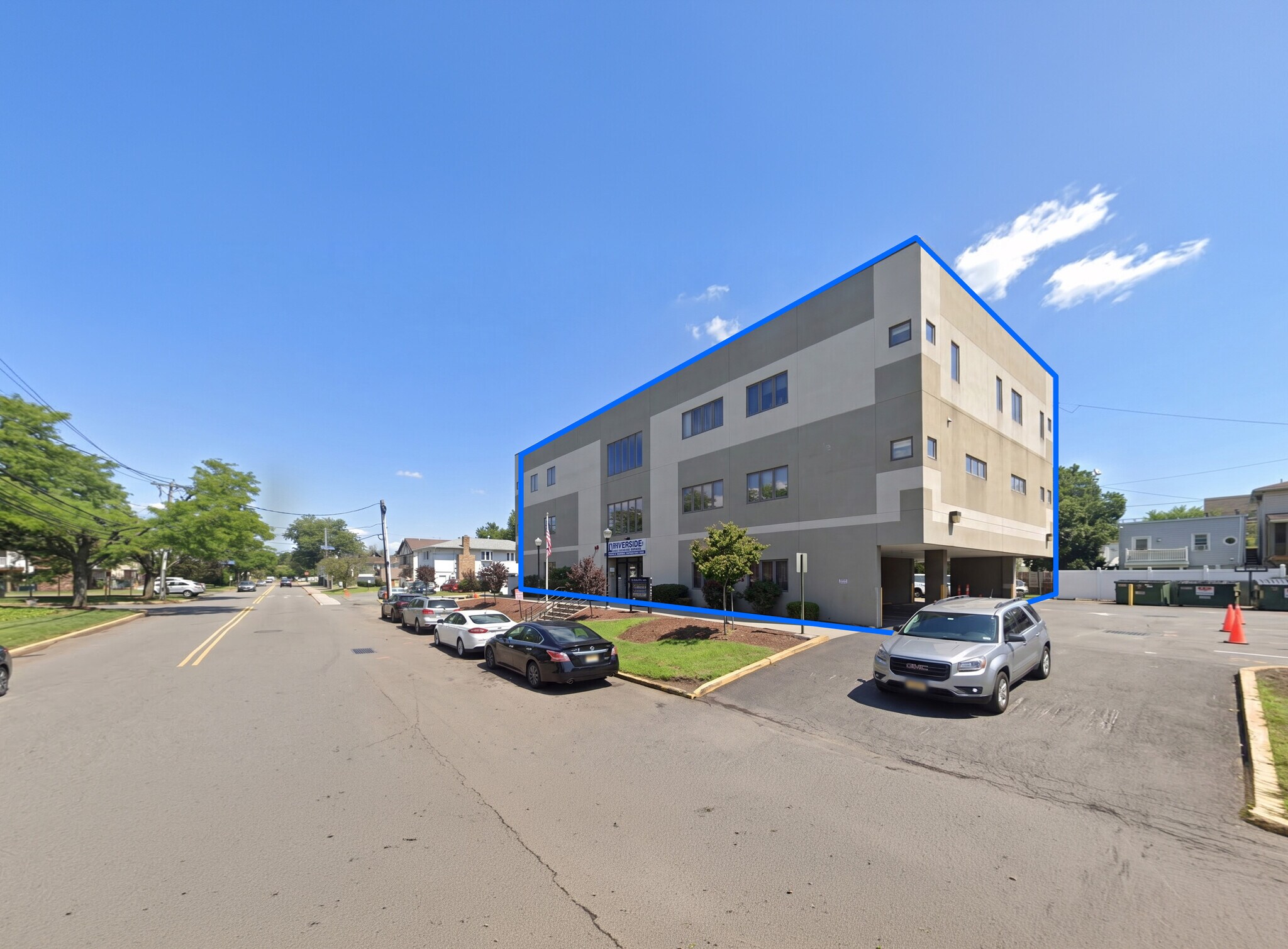 714 10th St, Secaucus, NJ à louer Photo du bâtiment- Image 1 de 2