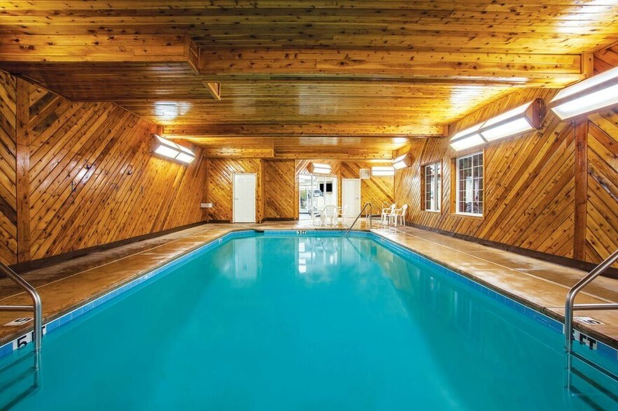 8858 Spectrum Park Way, Bakersfield, CA à vendre - Photo intérieure - Image 3 de 30