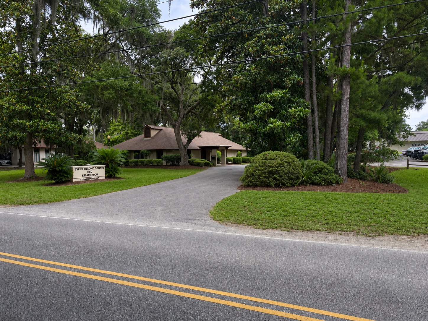 10-14 Robin Dr, Ladys Island, SC for lease Building Photo- Image 1 of 9