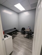 3015 Calloway Dr, Bakersfield, CA for lease Interior Photo- Image 1 of 3