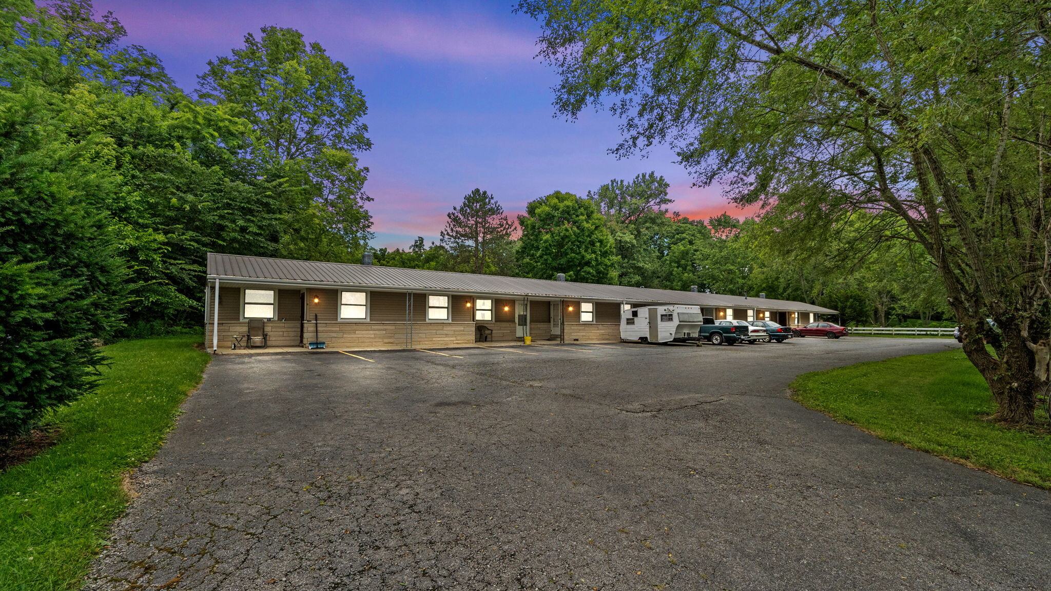 7606 N Roanoke Rd, Huntington, IN for sale Building Photo- Image 1 of 199