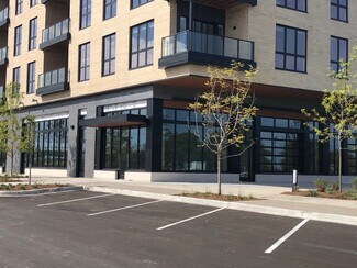 Plus de détails pour 711 Grace St, Bayside, WI - Commerce de détail à louer