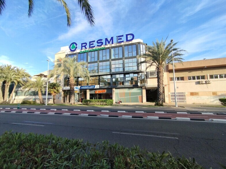 Commerce de détail dans Elche à louer - Photo du bâtiment - Image 1 de 32