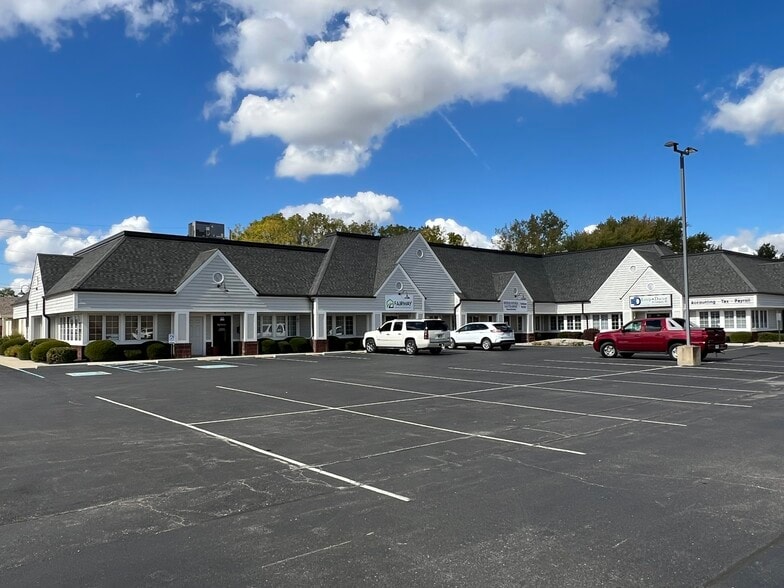 1320 E 53rd St, Anderson, IN for lease - Building Photo - Image 1 of 18