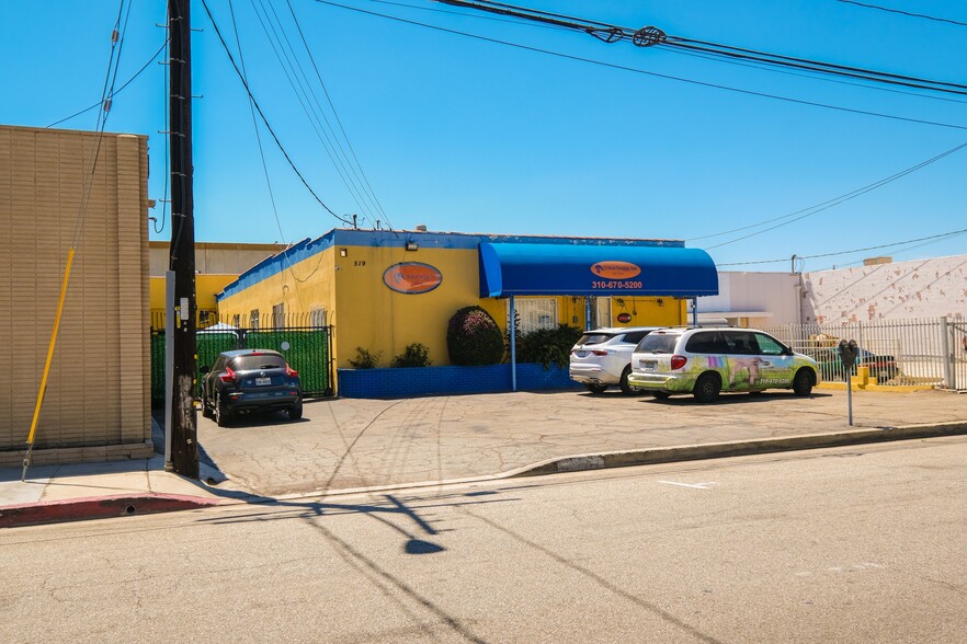 519 S Hindry Ave, Inglewood, CA for sale - Primary Photo - Image 1 of 6