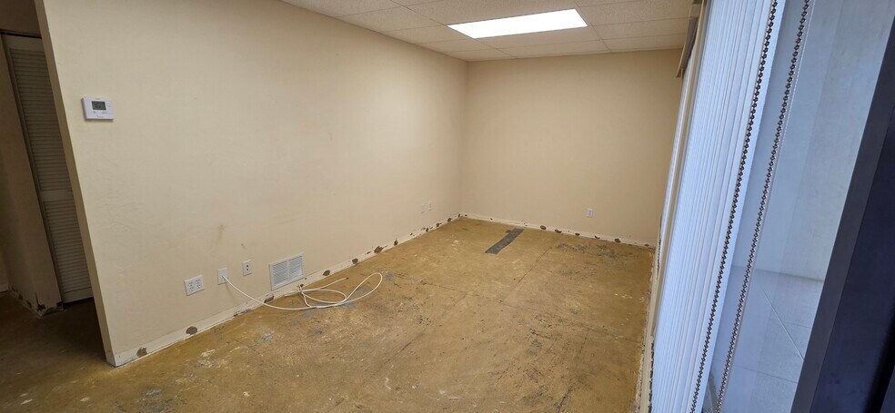 4061 Bonita Beach Rd, Bonita Springs, FL à louer - Photo intérieure - Image 2 de 13