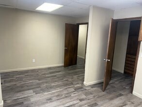 2702-2714 Country Club Blvd, Stockton, CA for lease Interior Photo- Image 2 of 6