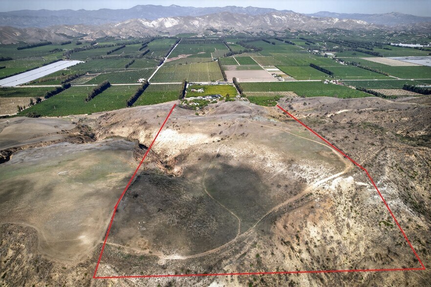 1672 Los Angeles Avenue, Somis, CA à vendre - Photo du bâtiment - Image 2 de 11