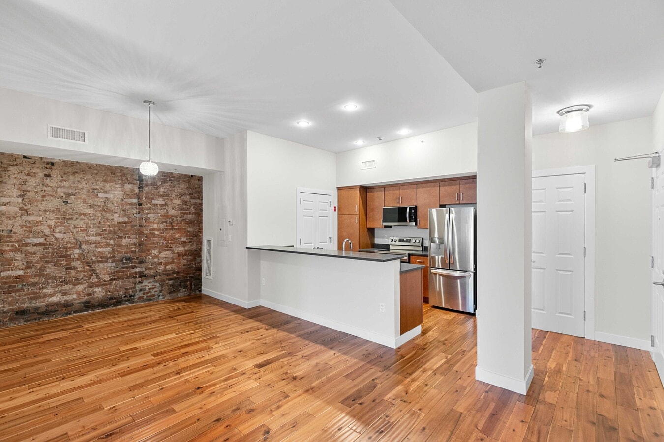 91 Church St, New Haven, CT 06510 - Unit Ground -  - Interior Photo - Image 1 of 4