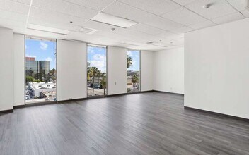 1801-1831 Wilshire Blvd, Santa Monica, CA à louer Photo intérieure- Image 2 de 2