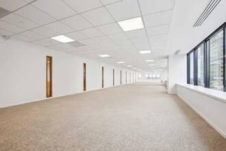 20 Avenue André Prothin, Courbevoie for lease Interior Photo- Image 2 of 3